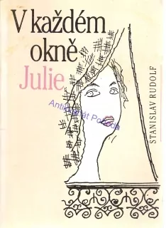 V každém okně Julie